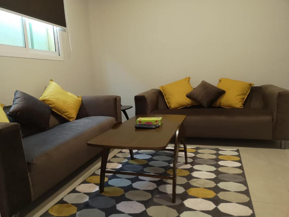 Nozol Al Toot Furnished Units Aparthotel Рияд Екстериор снимка